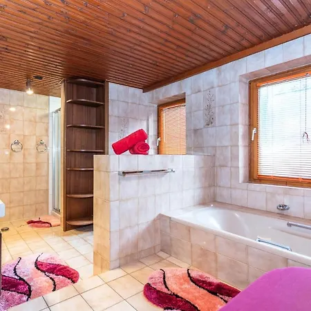 Ferienhaus Grossvenediger Hébergement de vacances *